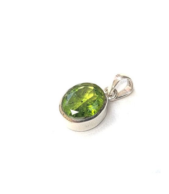 Peridot Pendant facetted  - 2